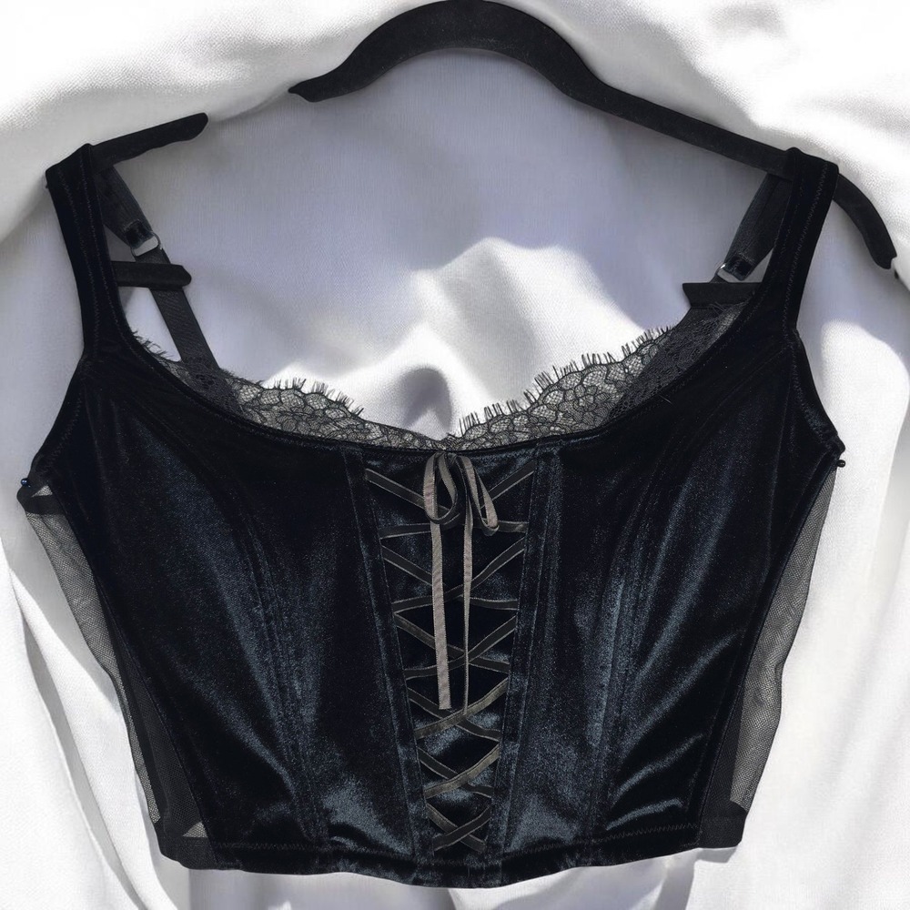 NEW Victoria's Secret Dream Angels Black Velvet Mesh Lace Up Corset Top Medium
